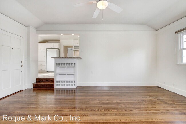 Building Photo - 2 br, 1 bath Apartment - 1201-1207 Washing...