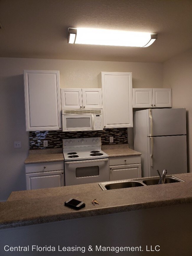 Building Photo - 7008 Hemingway Cir