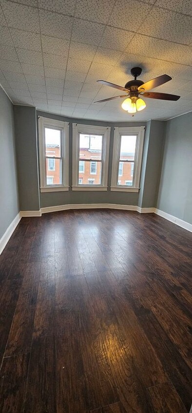 Foto principal - 2934 McElderry St