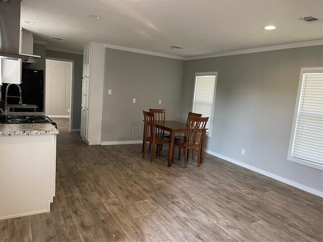 Foto del edificio - 2840 TX-19