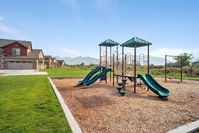 Foto del edificio - 1227 SilverCrest Dr