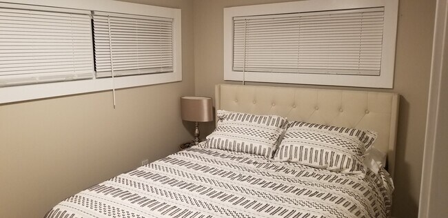 Bedroom - 4403 Strawberry Plains Pike