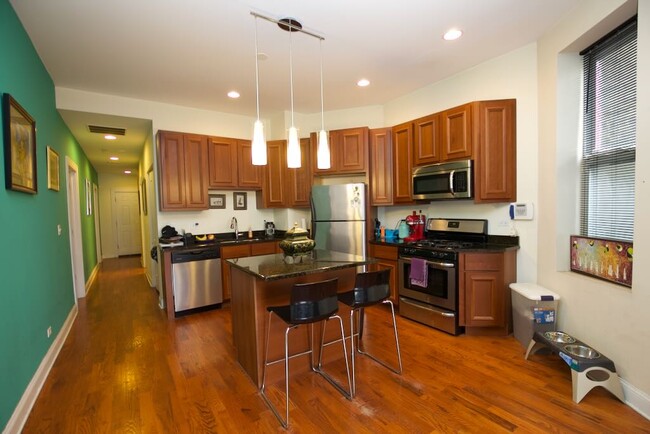 Foto del edificio - 1413 N Fairfield Ave
