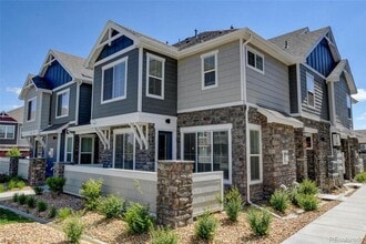 Building Photo - 5762 S Addison Way