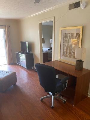 Foto del edificio - 2805 Northeast Expy