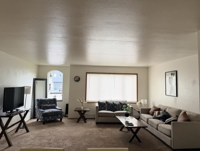Building Photo - 3469 Sharatin Rd