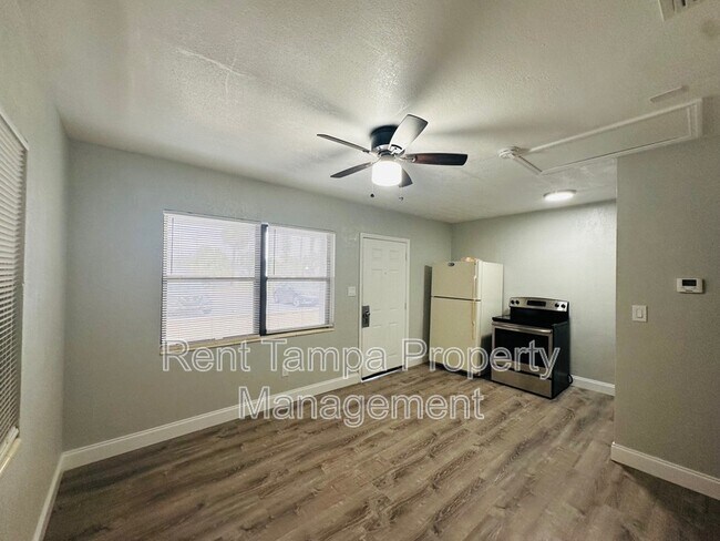 Foto del edificio - 1610 12th Ave S