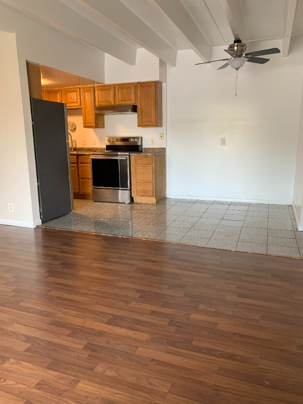 Foto del edificio - 728 Ohio Pike