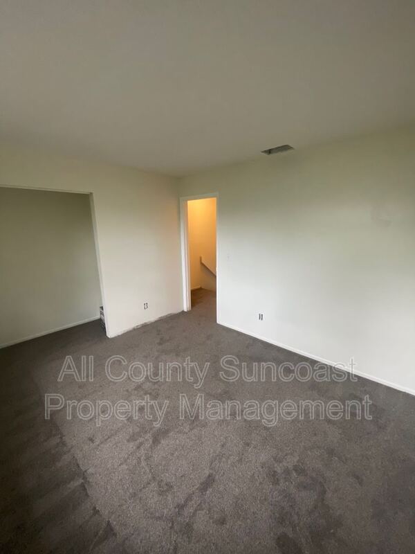 Foto del edificio - 12133 117th St N