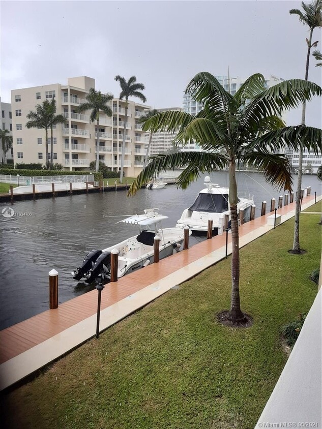 2881 NE 32nd St Unit 217, Fort Lauderdale, FL 33306 Condo for Rent in