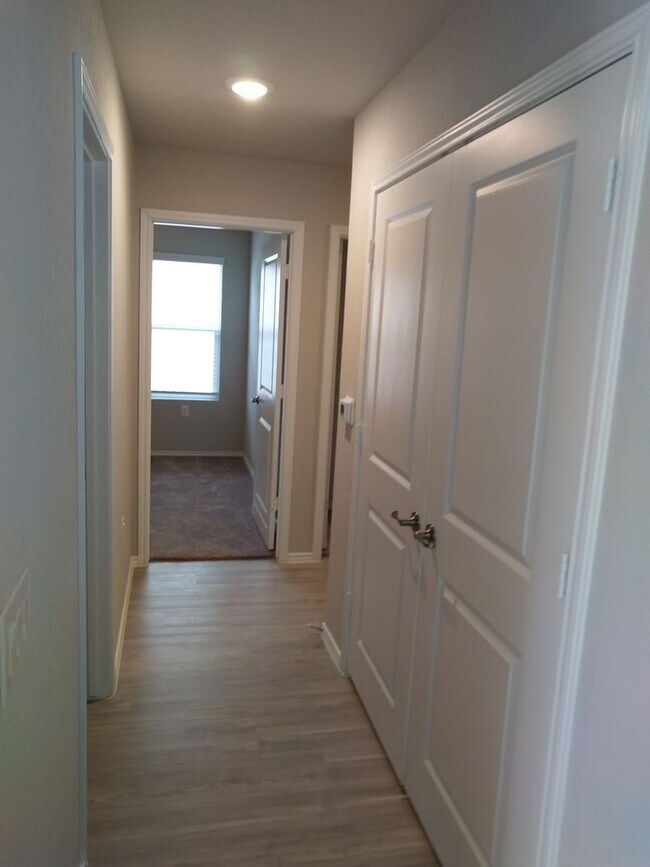 Foto del edificio - Large 4BR/2BA Home in Southeast San Antonio
