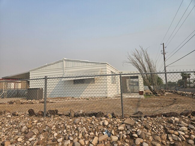 Foto del edificio - Newly Remodeled Manufactured Home in Bullh...
