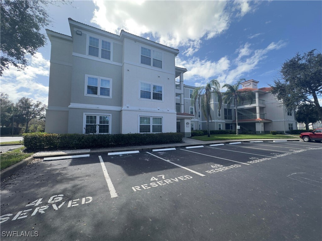 Foto principal - 23710 Walden Center Dr
