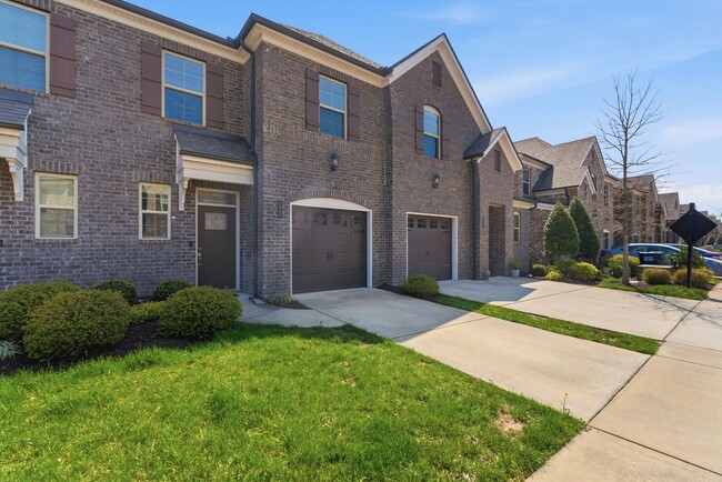 Foto del edificio - Murfreesboro Townhome