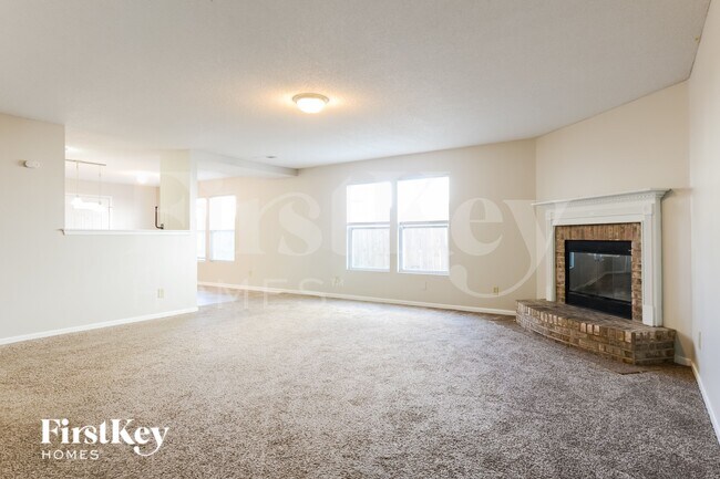 Building Photo - 9214 Bainbridge Dr
