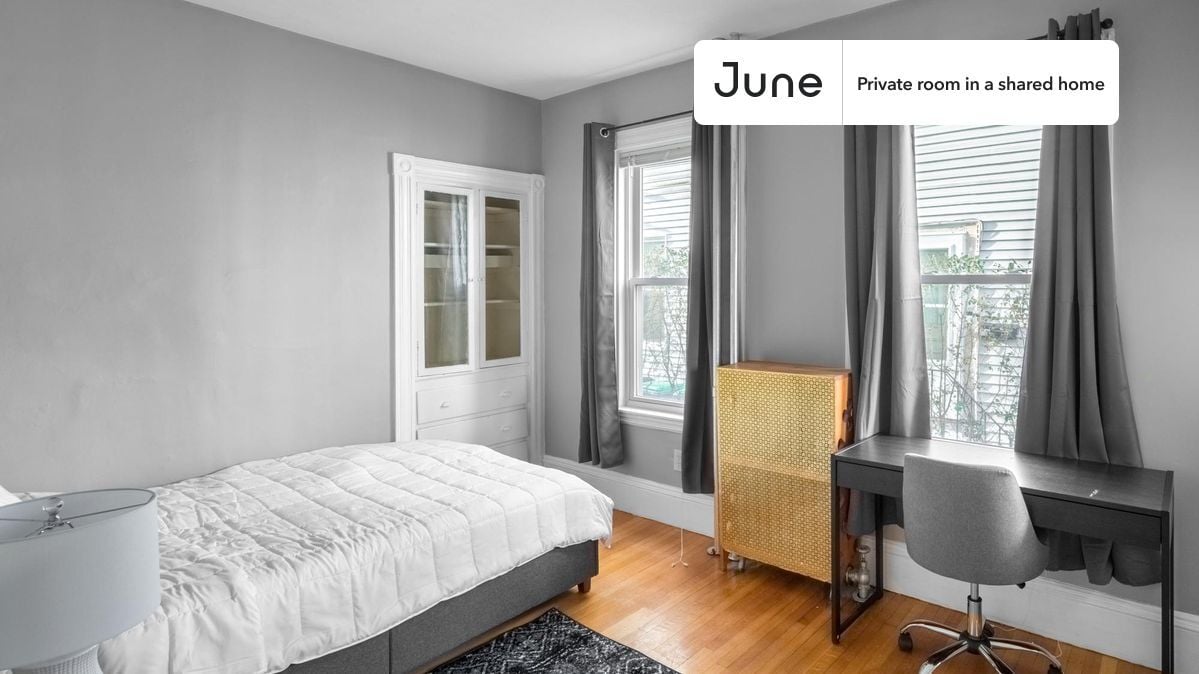 Private bedroom in 5 bed/1 bath Home - Private bedroom in 5 bed/1 bath Home