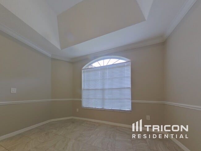 Building Photo - 258 Shady Oaks Cir
