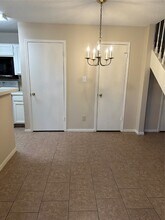 Building Photo - 2121 Hepburn St