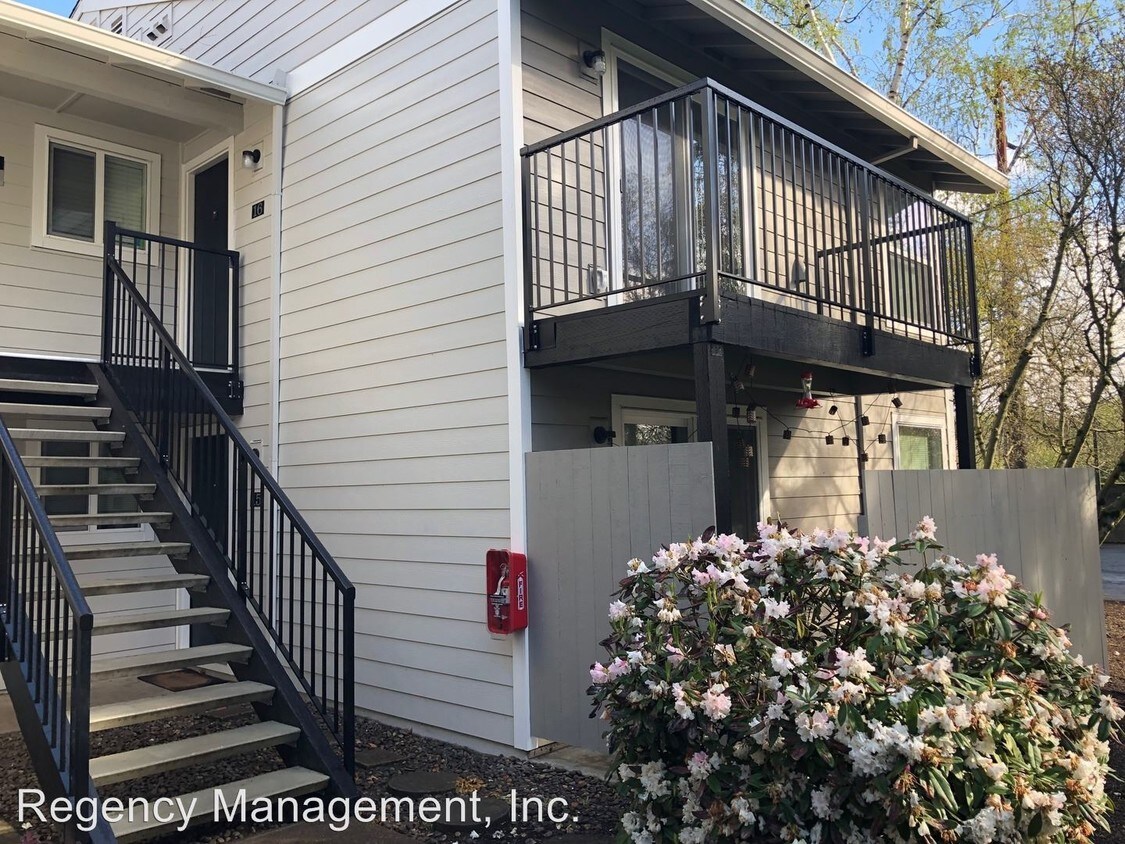 Primary Photo - 2 br, 1 bath House - 5480 SW Alger Ave, #E-16