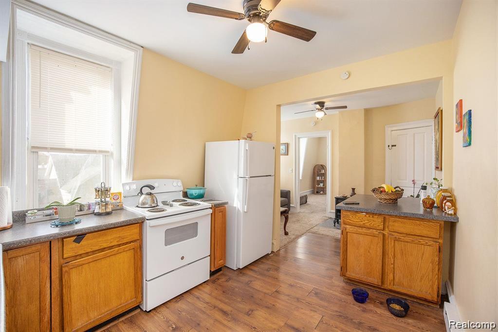 Foto del edificio - 5550 Main St