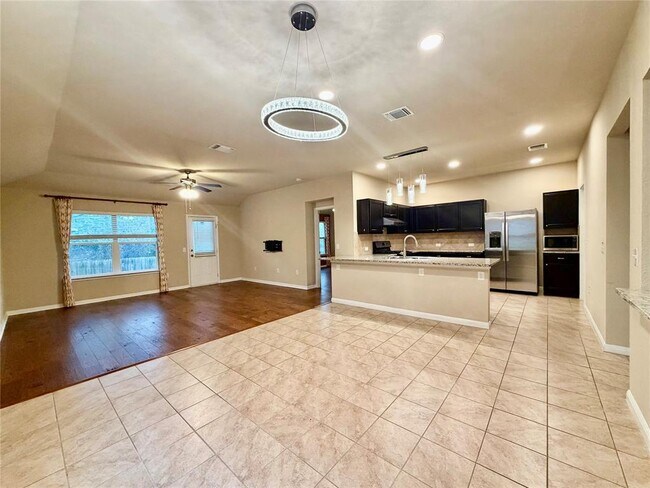 Foto del edificio - 11113 Bachman Dr