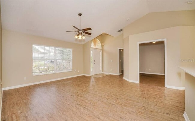 Foto del edificio - 3215 40th Ave W