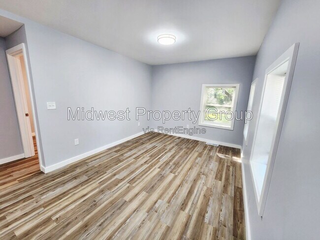 Foto del edificio - 3415 St Mark Ln