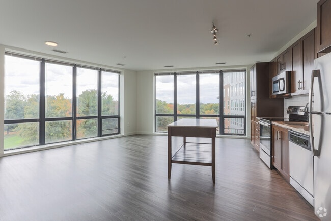 3HAB, 2BA - 1,318 ft² - The Point at Rise
