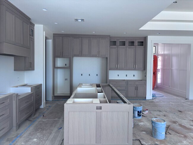 Foto del edificio - Beautiful custom single story in Moorland Park with pool