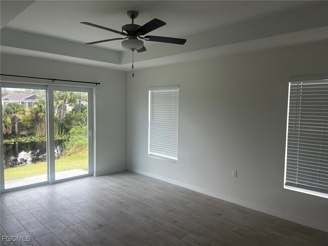 Foto del edificio - 1049 NE 44th St