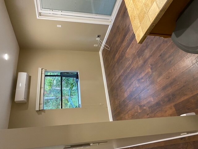 Living room - 330 N Ontare Rd