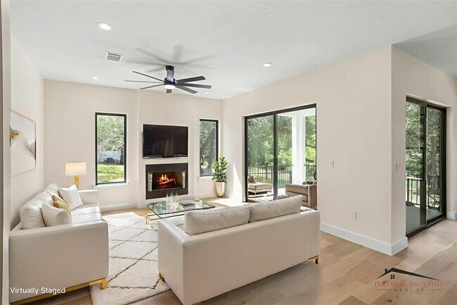 Foto del edificio - 17207 Oak Cliff Cir