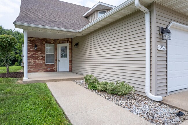 Building Photo - 3236 Wind River Cir