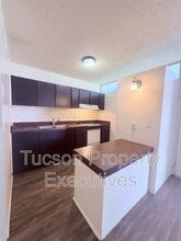 Building Photo - 20 N Leonora Ave