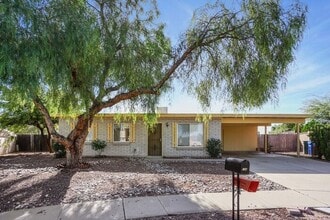 Building Photo - 1942 S Sunburst Dr