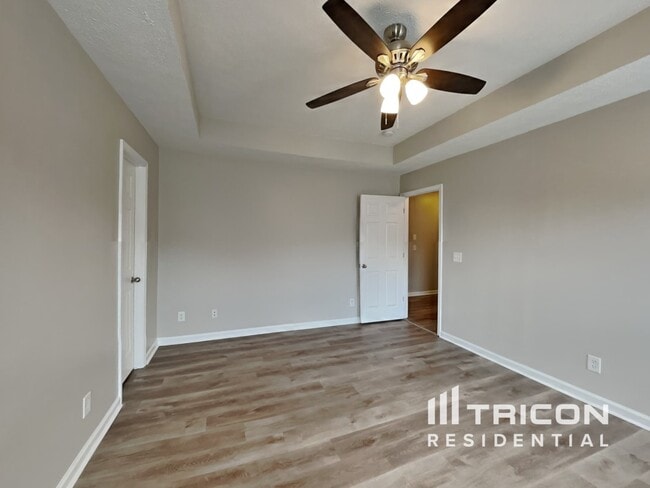 Building Photo - 3508 Oak Creek Dr