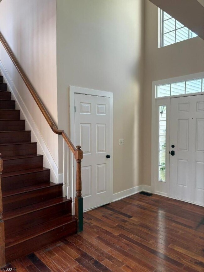 Building Photo - 312 Winding Hill Dr