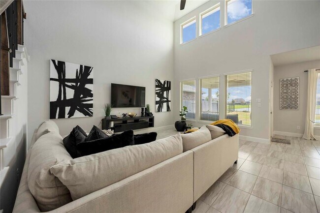 Foto del edificio - 7023 Arbor Bay Ln