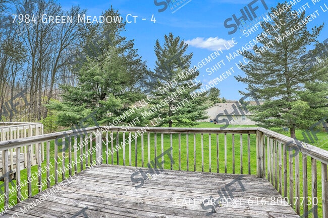 Building Photo - 7984 Green Meadow Ct