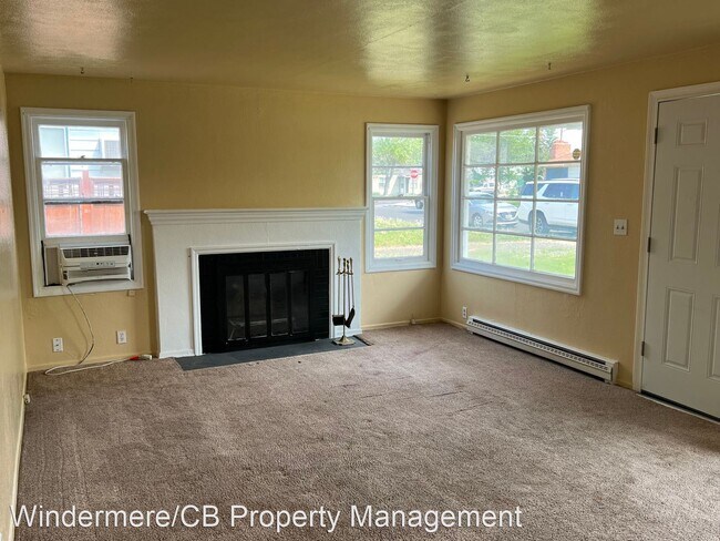 Foto del edificio - 2 br, 1 bath House - 17 F St SE