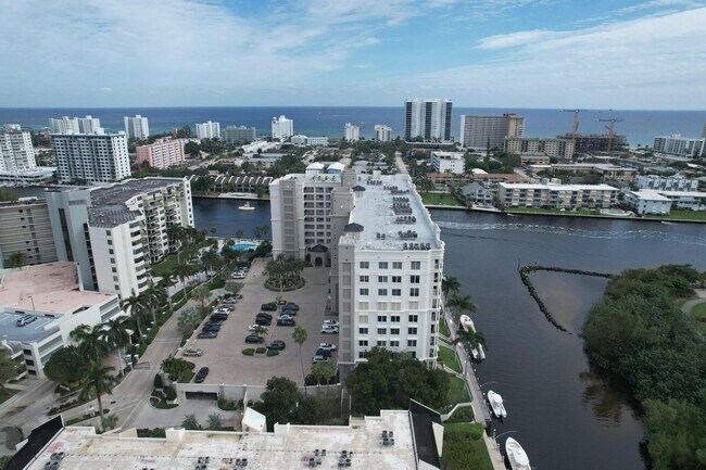 Foto del edificio - 2880 NE 14th Street Causeway