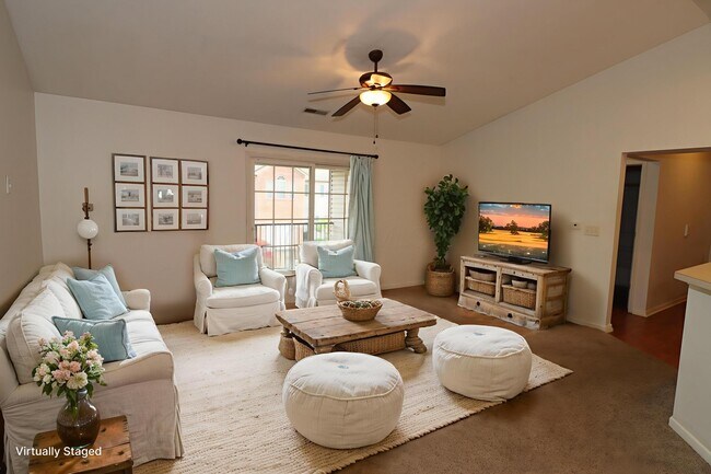Foto del edificio - 681 Spring Valley Dr