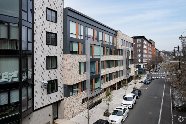 Foto del edificio - 722 Jefferson St