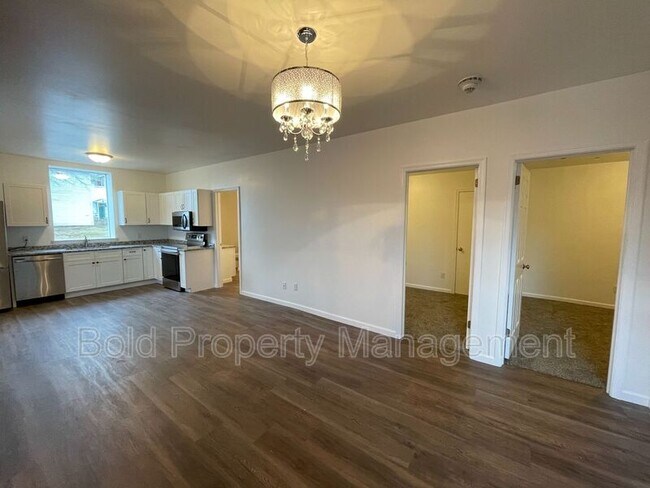 Foto del edificio - 355 Saylor St
