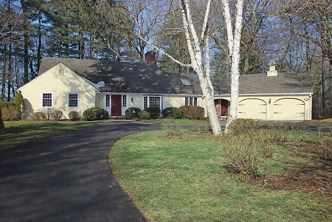 Foto del edificio - 74 Prynne Ridge Rd
