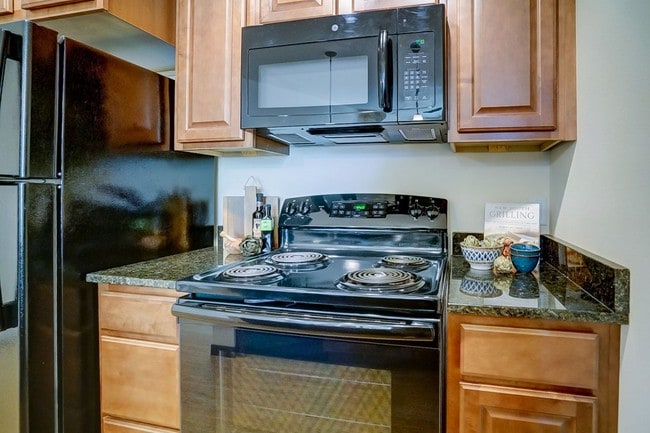 Allen- Kitchen - Kingston Corners