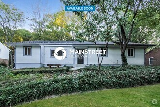 Building Photo - 2028 Knickerbocker Dr
