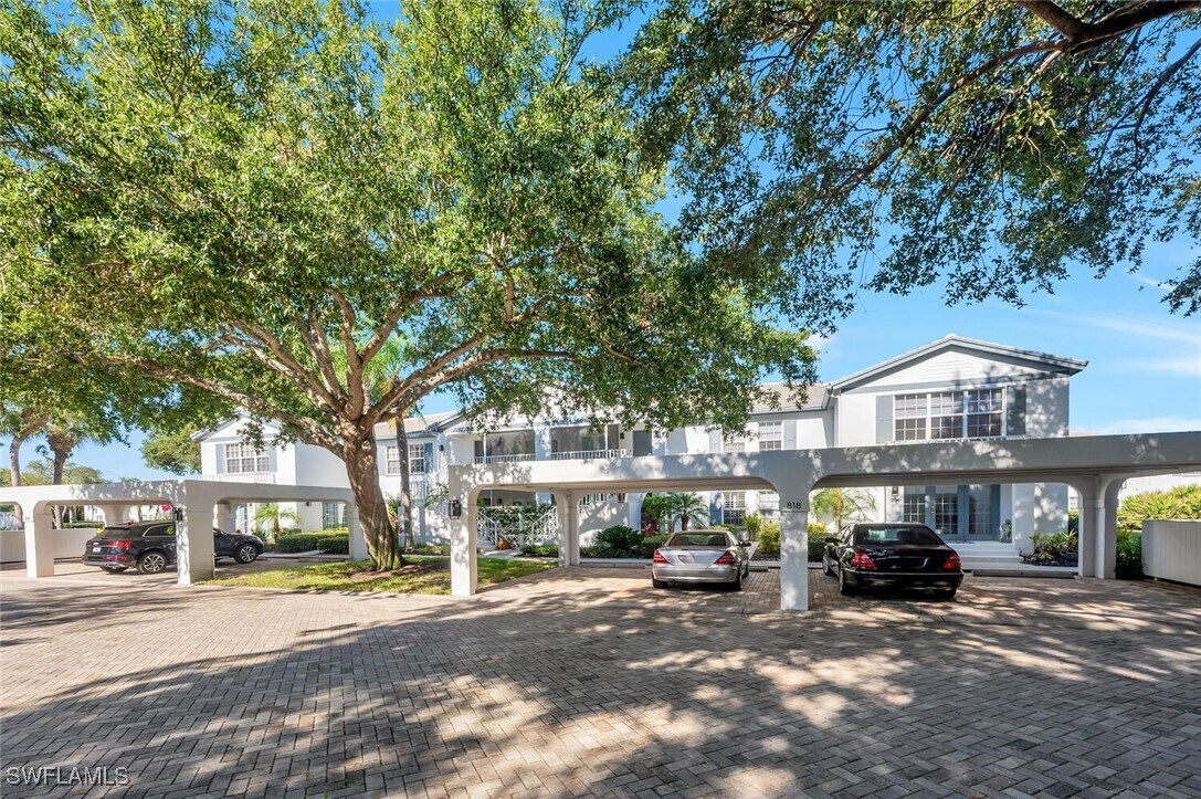 Foto principal - 818 Tanbark Dr