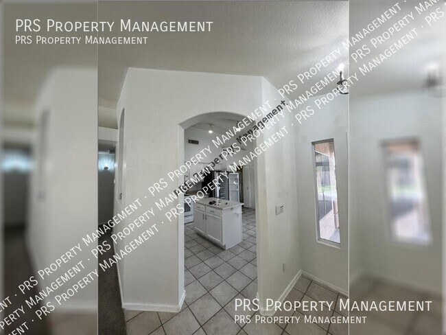 Foto del edificio - 905 W Straford Ave