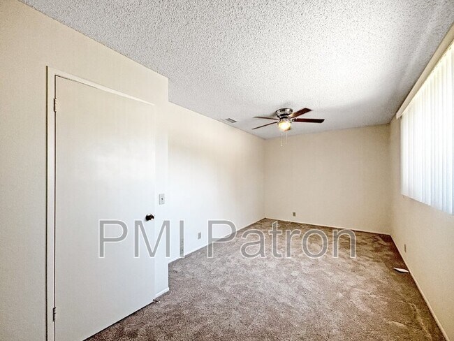 Foto del edificio - 13268 Droxford Street